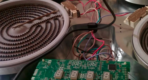 Ремонт стеклокерамической варочной панели. Строгино